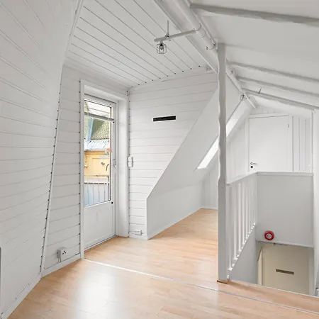 アパートホテル Enter Amalie トロムソ