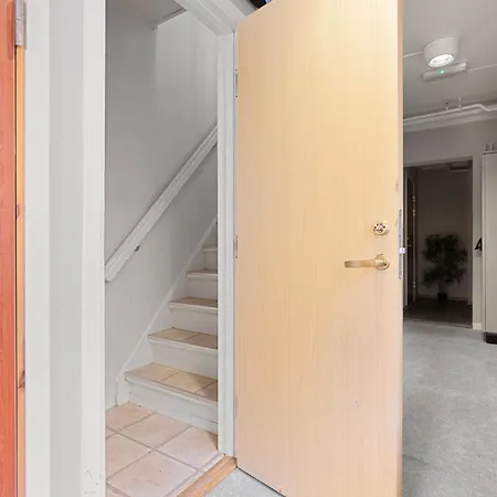 Enter Amalie Aparthotel Tromsø