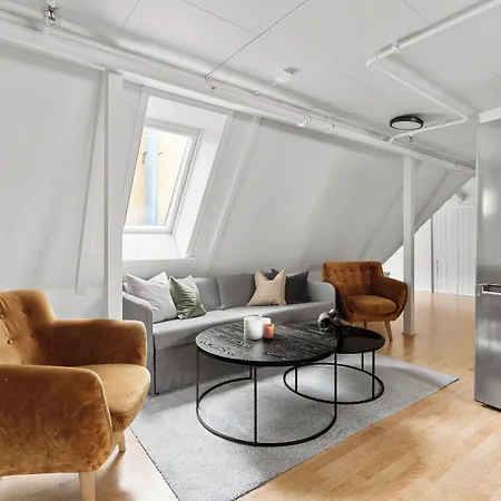 Enter Amalie Lejlighedshotel 4*